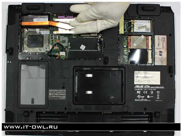 как снимать шлейфы в ноутбуке