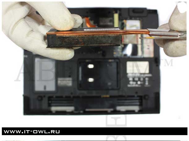 как снимать шлейфы в ноутбуке