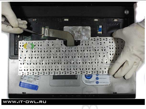 как снимать шлейфы в ноутбуке